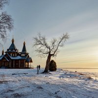 На берегу Рыбинского водохранилища :: Александр Силинский