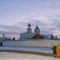 Вечер у монастыря :: Сергей Цветков