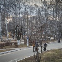 "Теплый мартовский вечер в городе. Снега нет"© Фоторабота. :: Владимир Макаров "Теплый мартовский вечер в городе. Снега нет"© Фоторабота. :: Владимир Макаров