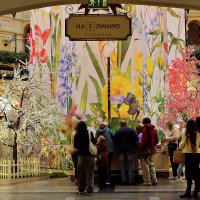 Быть в ГУМе и не купить мороженое? :: Татьяна Помогалова Быть в ГУМе и не купить мороженое? :: Татьяна Помогалова