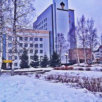 Апрель...Нефтеюганск. У РН-Юганскнефтегаза! :: Владимир 