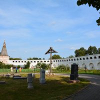 на территории монастыря :: Галина R...