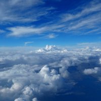 Полет над облаками :: Сергей Швечков