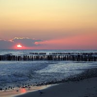 Выглянуло солнце :: Юрий. Шмаков