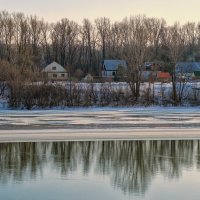 "Набирается силы весенней река..." :: Сергей Шатохин 