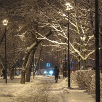 Апрельский Вечер в Городе :: юрий поляков Апрельский Вечер в Городе :: юрий поляков
