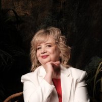 КРАСИВАЯ   ЖЕНЩИНА :: Анатолий Малобродский