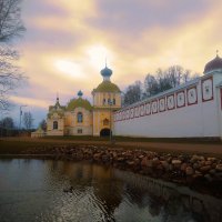 По дороге в монастырь :: Сергей Кочнев