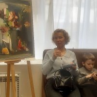 Семья в художественной галлерее! :: Нина Андронова