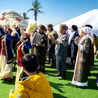 Танец :: Анатолий Чикчирный