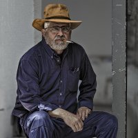 Coffee lover from Safed :: Shmual & Vika Retro