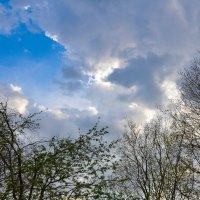 Небо апреля :: Oleg4618 Шутченко
