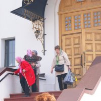 У ХРАМА :: Виктор Никитенко