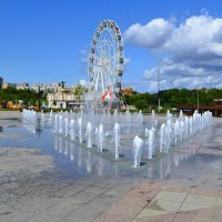 Чебоксары. Сухой светомузыкальный фонтан Красной площади. :: Пётр Чернега Чебоксары. Сухой светомузыкальный фонтан Красной площади. :: Пётр Чернега