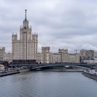 Я шагаю по Москве.. :: Юрий Харченко