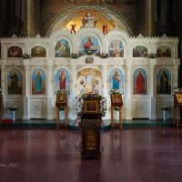 В церкви преподобного Серафима Сарвского :: Александр Синдерёв