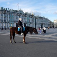 на Дворцовой площади :: zavitok *