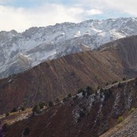 БОЛЬШОЙ ЧИМГАН, 3300м, вид со стороны. :: Виктор Осипчук БОЛЬШОЙ ЧИМГАН, 3300м, вид со стороны. :: Виктор Осипчук