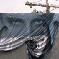 Если долго смотреть на рекламу, она сама начинает смотреть на тебя :: Владимир Шишкин