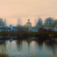 Вечерний монастырь :: Сергей Кочнев