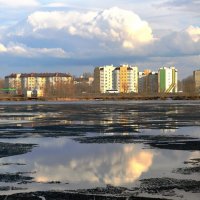 Тучи над городом :: Сергей М 