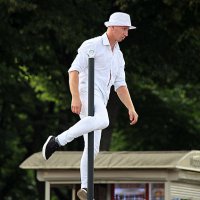 кажется май начинается :: Олег Лукьянов кажется май начинается :: Олег Лукьянов