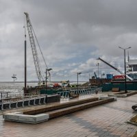 На набережной у Амура. :: Виктор Иванович Чернюк