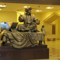 Скульптура булгарского поэта Кул Гали :: Александр Ильчевский 