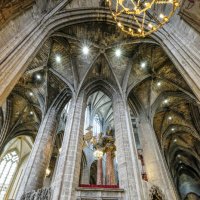 В соборе святых Юста и Пастора :: Георгий А