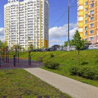 А у нас во дворе :: Валерий Иванович