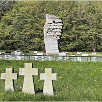 Интернациональное кладбище узников концлагеря Шталаг 1А Штаблак :: Валерия Комова