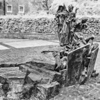 меиориал жертвам национализма в Кельне :: Андроник Александр 