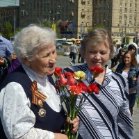 Парк Победы 9 мая 2013 :: Наталья Rosenwasser Парк Победы 9 мая 2013 :: Наталья Rosenwasser