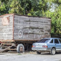 Классический автомобиль & живописные вагончики :: Коля Лукашов