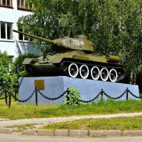 Чебоксары. Памятник воинам-танкистам - участникам Великой Отечественной войны. :: Пётр Чернега
