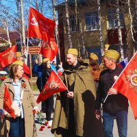 Май...В День Победы  в Нефтеюганске! :: Владимир 