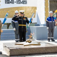 Церемония зажжения Вечного огня :: Юрий Глушков