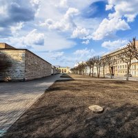 Весна в городе :: Евгений 