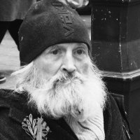 *** :: Виктор Никитенко