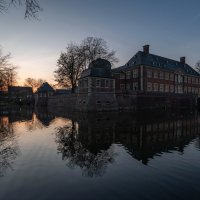 Замок на закате дня... :: Николай Гирш