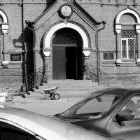 In the death car (dedicated to Emir Kusturica) :: Maria Rainer