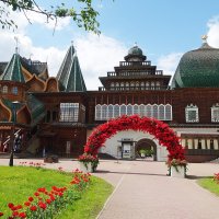 Дворец Алексея Михайловича в Коломенском :: Лидия Бусурина