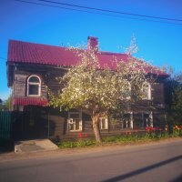 Весений день в гооде :: Сергей Кочнев