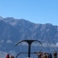 Памятник букве осетинского алфавита æ в горах :: Gen 