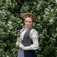 Она прочла ещё одну главу :: Валерий Паршин