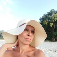 Шляпка :: Анжелика Пухова