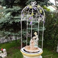 На территории монастыря :: Елена Семигина На территории монастыря :: Елена Семигина