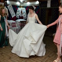 А как Вам подружки невесты ? :: александр донченко А как Вам подружки невесты ? :: александр донченко