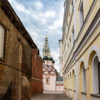 К храму :: Александр 