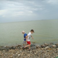 Земля круглая, а море наклонное?.. :: Галина Флора Земля круглая, а море наклонное?.. :: Галина Флора